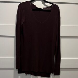 Elegant Women's V-Neck Top - Deep Plum